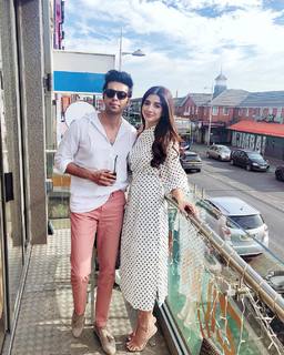 Mawra Hocane feet photo thumbnail