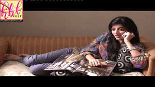 Mawra Hocane feet photo thumbnail