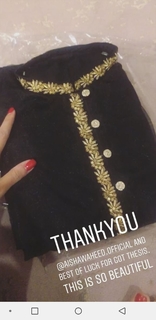 Mawra Hocane feet photo thumbnail