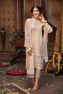 Mawra Hocane feet photo thumbnail