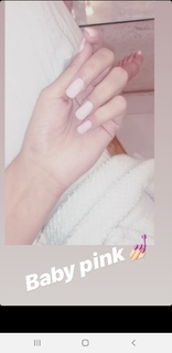 Mawra Hocane feet photo thumbnail