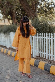 Mawra Hocane feet photo thumbnail