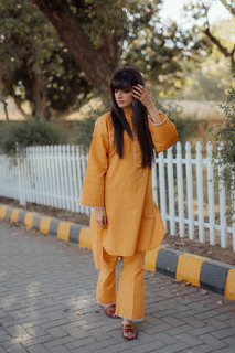 Mawra Hocane feet photo thumbnail