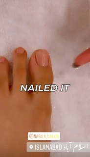 Mawra Hocane feet photo thumbnail