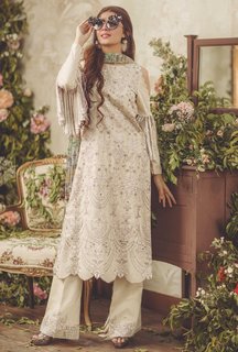 Mawra Hocane feet photo thumbnail