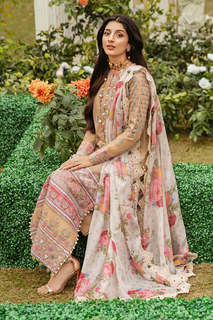 Mawra Hocane feet photo thumbnail