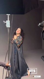 Mawra Hocane feet photo thumbnail