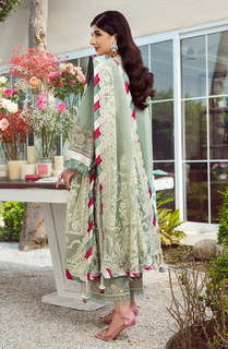 Mawra Hocane feet photo thumbnail