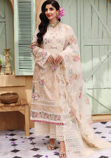 Mawra Hocane feet photo thumbnail