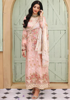 Mawra Hocane feet photo thumbnail