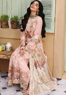 Mawra Hocane feet photo thumbnail