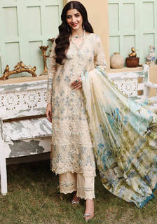 Mawra Hocane feet photo thumbnail