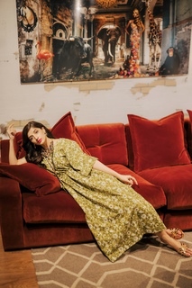 Mawra Hocane feet photo thumbnail