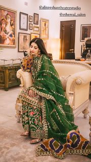 Mawra Hocane feet photo thumbnail