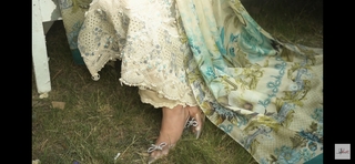 Mawra Hocane feet photo thumbnail