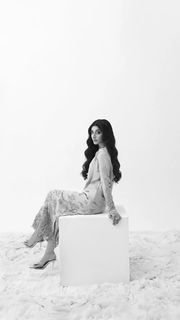 Mawra Hocane feet photo thumbnail