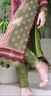 Mawra Hocane feet photo thumbnail
