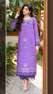 Mawra Hocane feet photo thumbnail