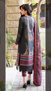 Mawra Hocane feet photo thumbnail