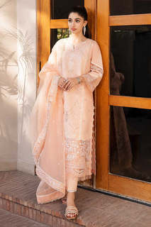 Mawra Hocane feet photo thumbnail