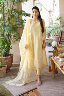 Mawra Hocane feet photo thumbnail