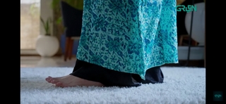 Mawra Hocane feet photo thumbnail