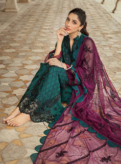 Mawra Hocane feet photo thumbnail