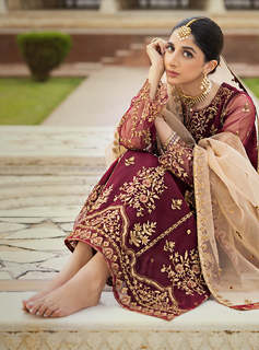 Mawra Hocane feet photo thumbnail