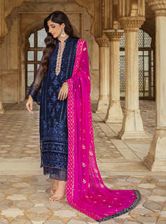 Mawra Hocane feet photo thumbnail