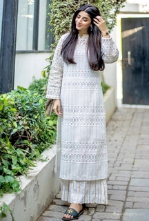 Mawra Hocane feet photo thumbnail