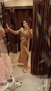 Mawra Hocane feet photo thumbnail