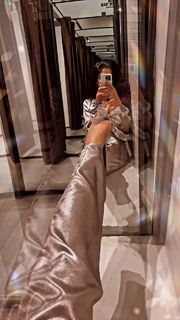 Mawra Hocane feet photo thumbnail