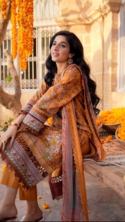 Mawra Hocane feet photo thumbnail