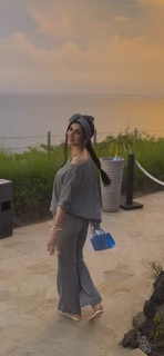 Mawra Hocane feet photo thumbnail