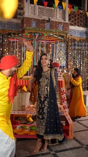 Mawra Hocane feet photo thumbnail