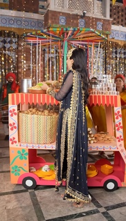 Mawra Hocane feet photo thumbnail