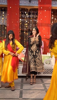 Mawra Hocane feet photo thumbnail