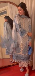 Mawra Hocane feet photo thumbnail