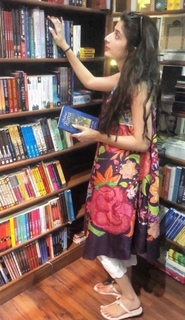 Mawra Hocane feet photo thumbnail