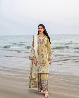 Mawra Hocane feet photo thumbnail