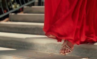 Mawra Hocane feet photo thumbnail