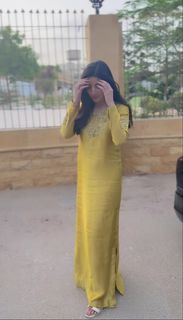 Mawra Hocane feet photo thumbnail