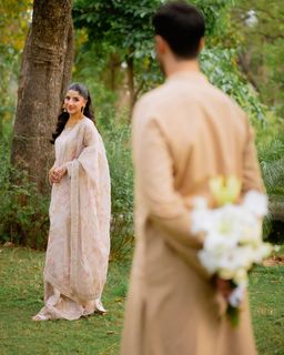 Mawra Hocane feet photo thumbnail