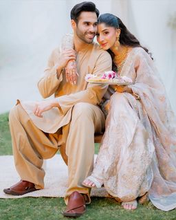 Mawra Hocane feet photo thumbnail