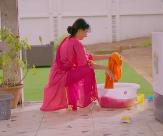 Mawra Hocane feet photo thumbnail