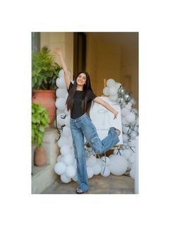 Mawra Hocane feet photo thumbnail