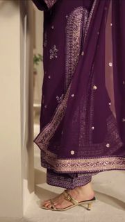 Mawra Hocane feet photo 1