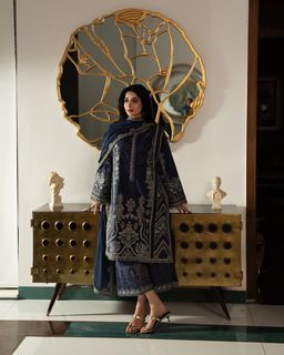 Mawra Hocane feet photo 18