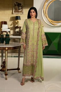 Mawra Hocane feet photo 2