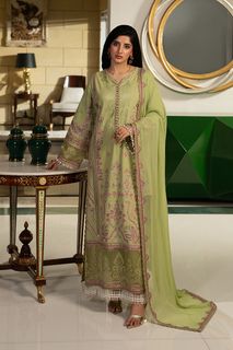 Mawra Hocane feet photo 1